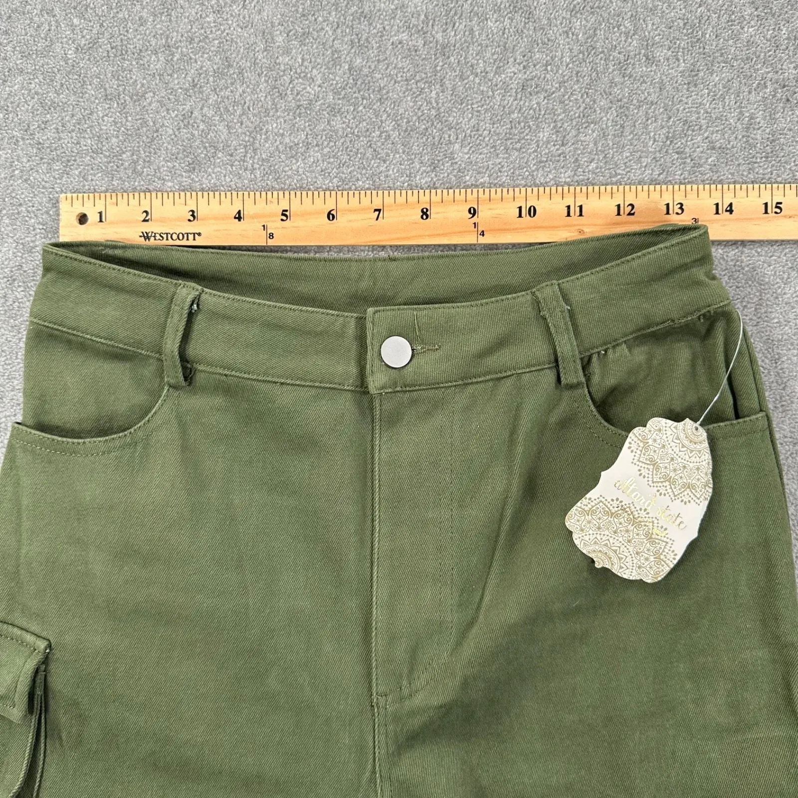 Altar'd State Olive Green Cargo Utility Jeans Size Medium Bootcut New Pockets - Image 8