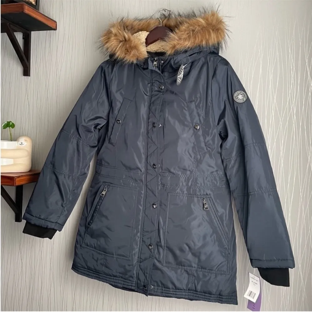 Steve  Women's Anorak Outerwear Coat 
Large - Image 7