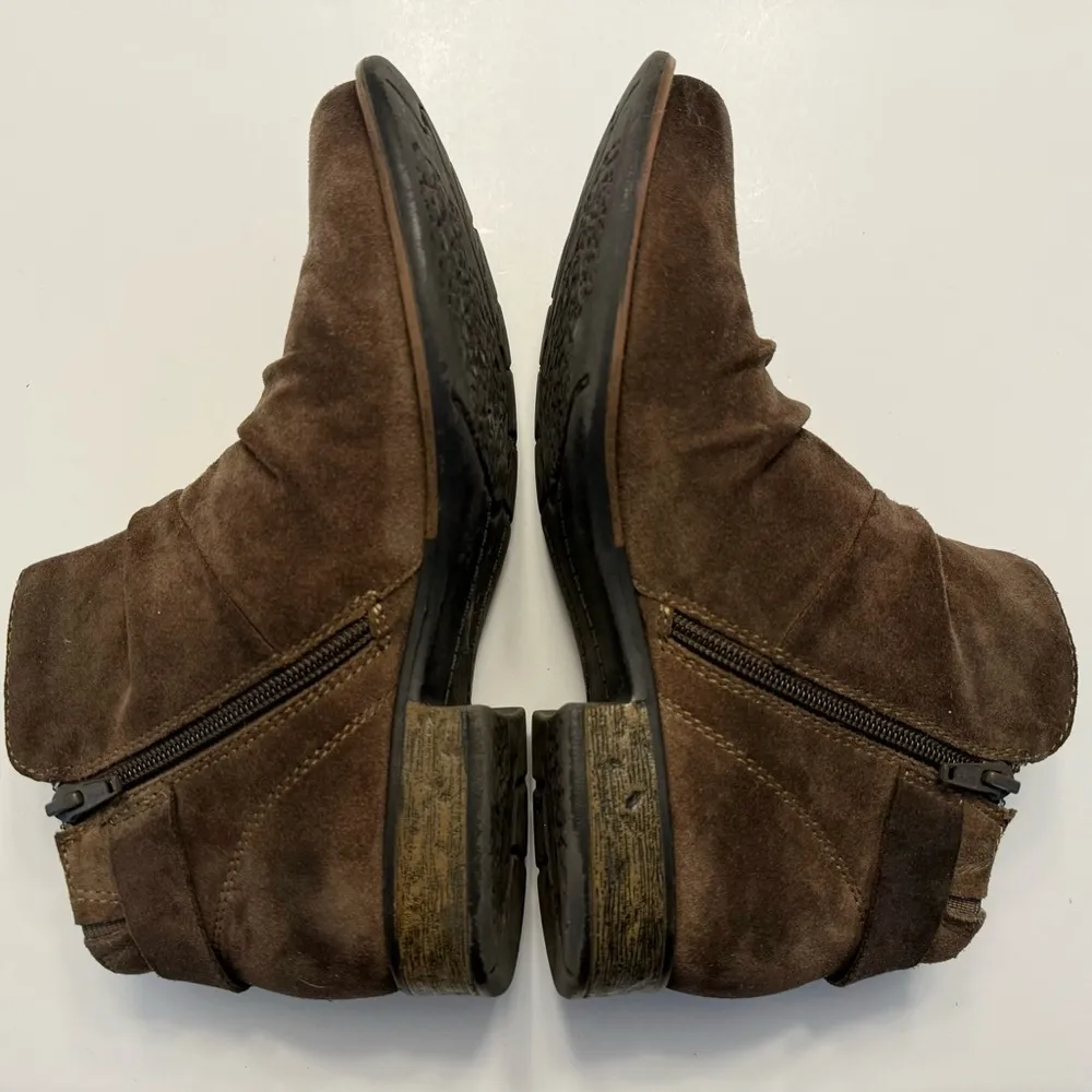 Earth Brown Tan Suede Leather Avani Billings Ankle Boots Booties Warm Taupe 8.5 Size undefined - Image 4