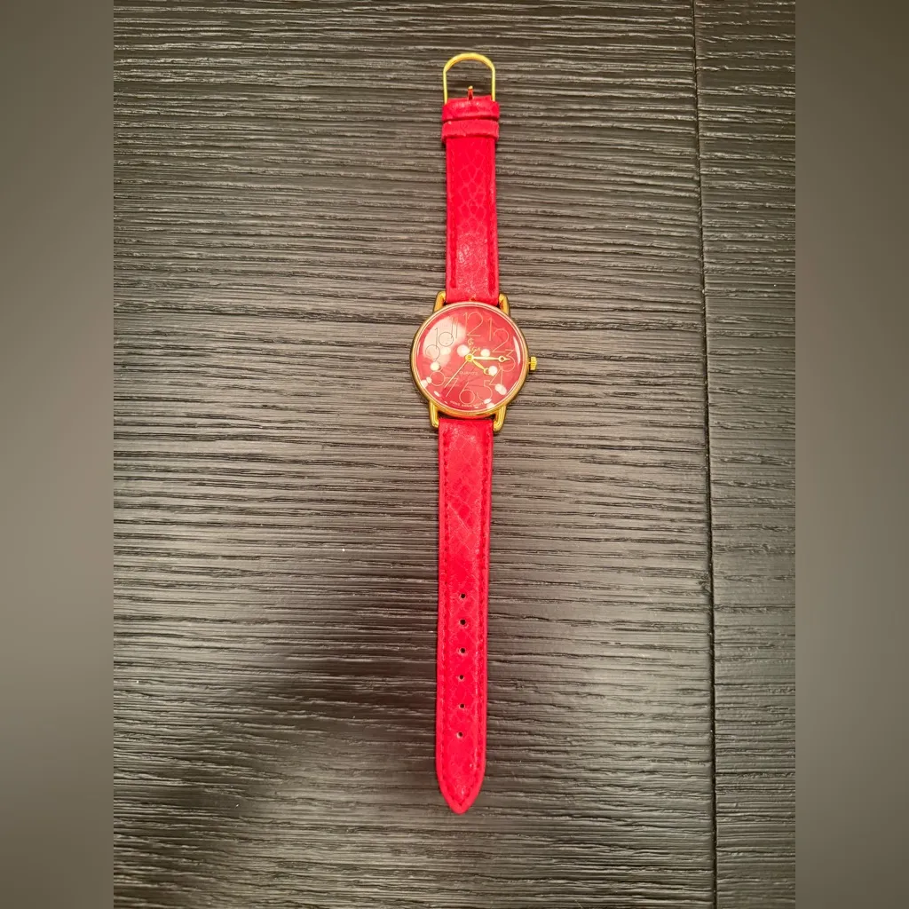 Jalga Red Gold Women’s Watch Wristwatch Costume Jewelry Hong Kong Movement - Image 2