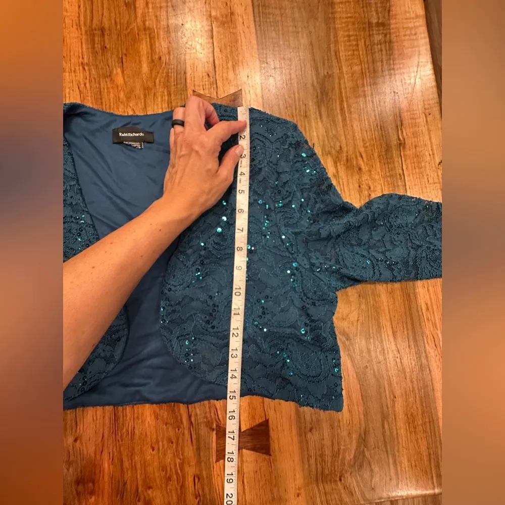 R&M Richards cropped sequence Blue Blazer with Textured Knit Open Front - Image 6