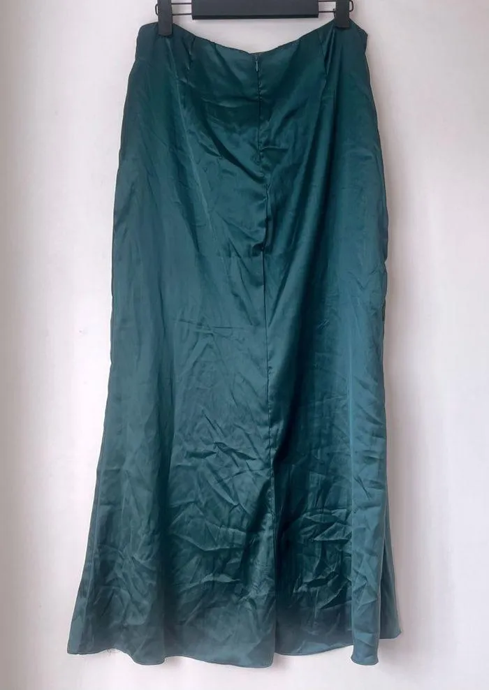 Petal & Pup Natasha Emerald Green Satin Midi Skirt L - Image 9