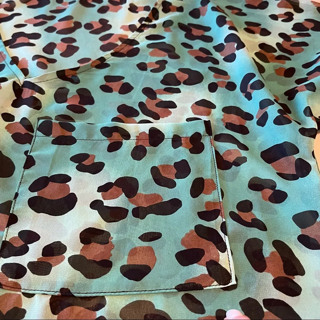 Show Me Your MuMu Womens Size Small Teal‎ Leopard Cheetah Short Sleeve Top Sheer - Image 10