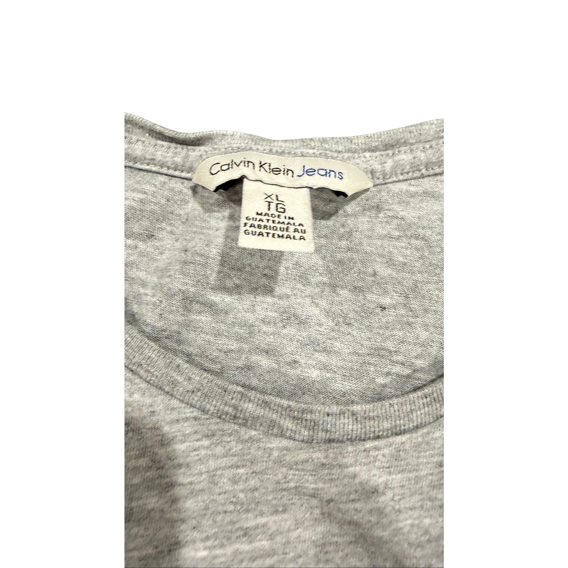 Calvin Klein T-shirt size XL - Image 4