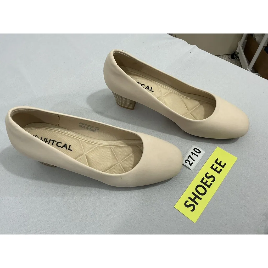 Womans Hhtcal 7.5 Nude Block Heel Slip On Round Toe Pumps NWOT Tan - Image 4