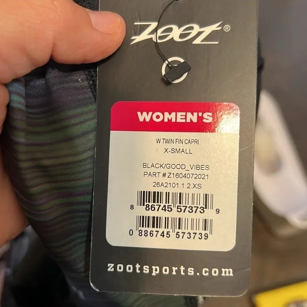 Zoot Twin Fin Capri Black Pink Good Vibes XS Running Tights Leggings Cropped - Image 7