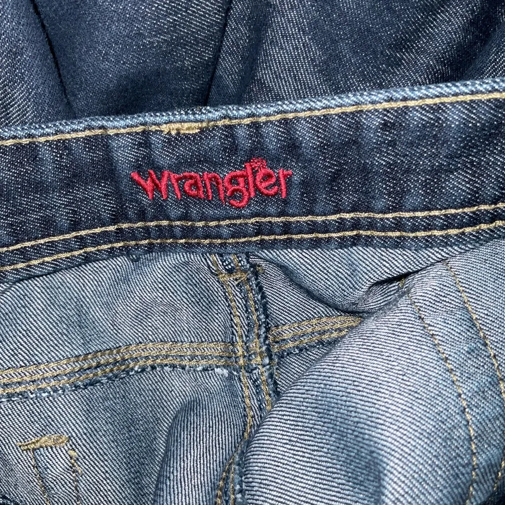 Wrangler Cropped High Waist Jeans Size 16 - Image 2