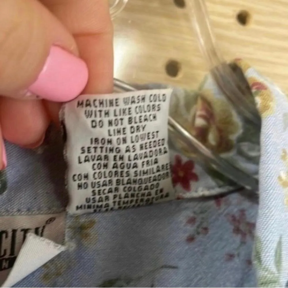 Vintage Blue Floral 90s collared button down short sleeve shirt y2k Size XL - Image 7