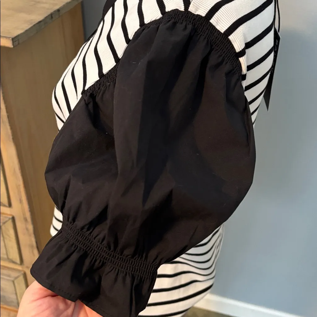 Bailey 44 Black and White Short Sleeved Striped V-neck  Top - Image 4