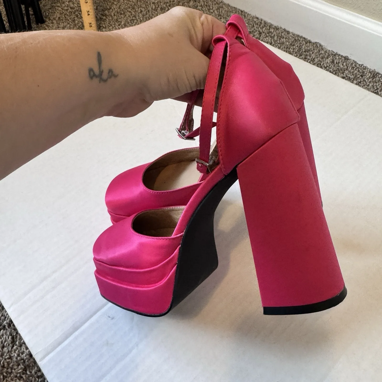 Fuchsia Satin Platform Pumps Chunky Heels Womens 8.5 Barbie Bratz Y2K Coquette Pink - Image 6