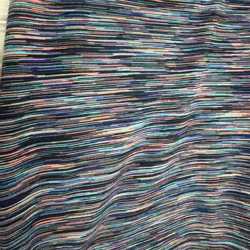 DSG NWT Women's Momentum Cropped Tank Top Black Rainbow/Spacedye Size S - Image 3