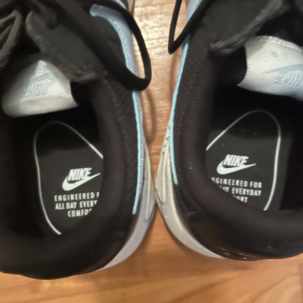 Nike Air Max Women's Shoes Size 9 Athletic Sneakers Black & Blue Swooshes - Image 7