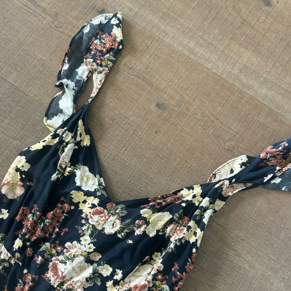 zara woman floral ruffle spaghetti strap jumpsuit - Image 7