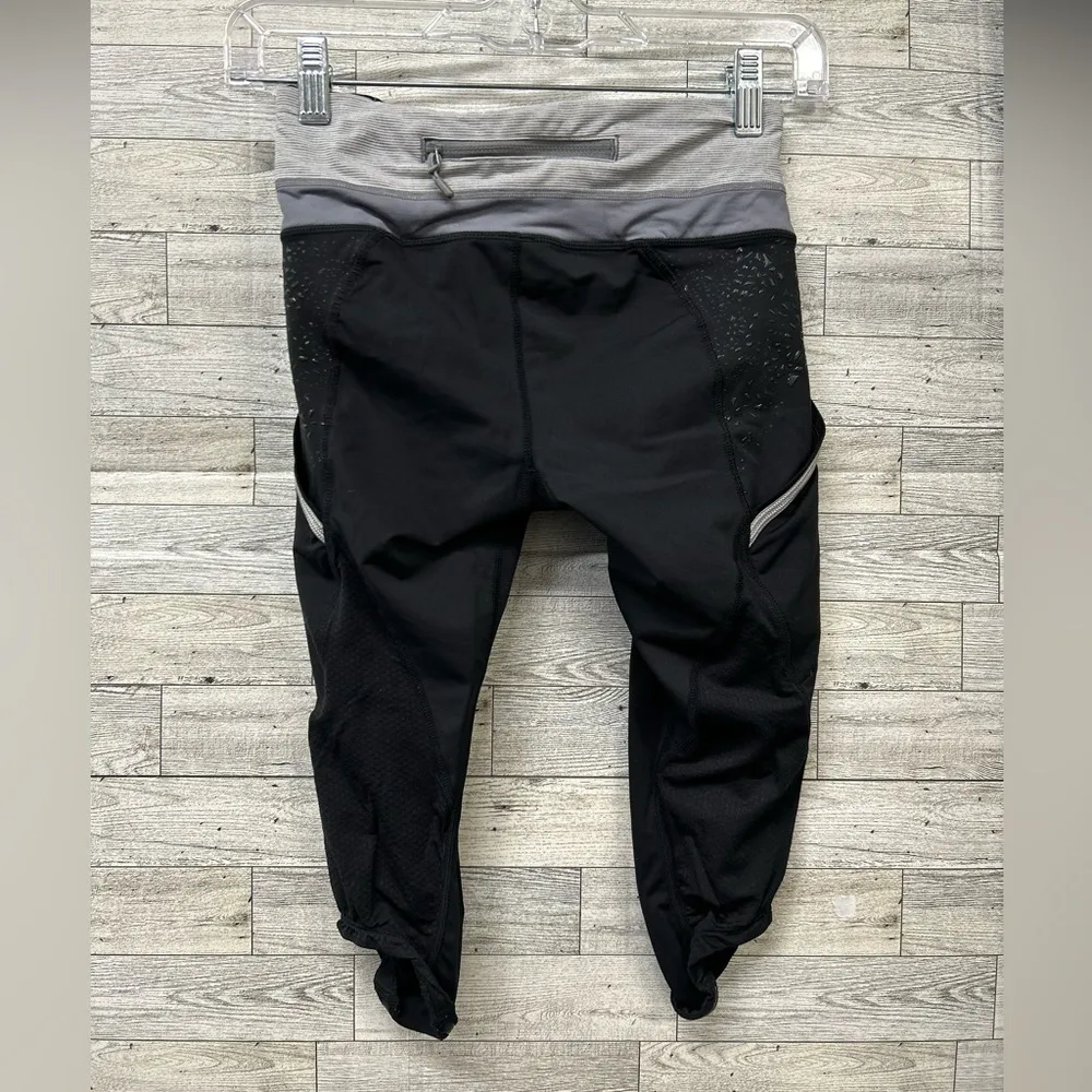 Lululemon Run A Marathon Crop Leggings - Image 3