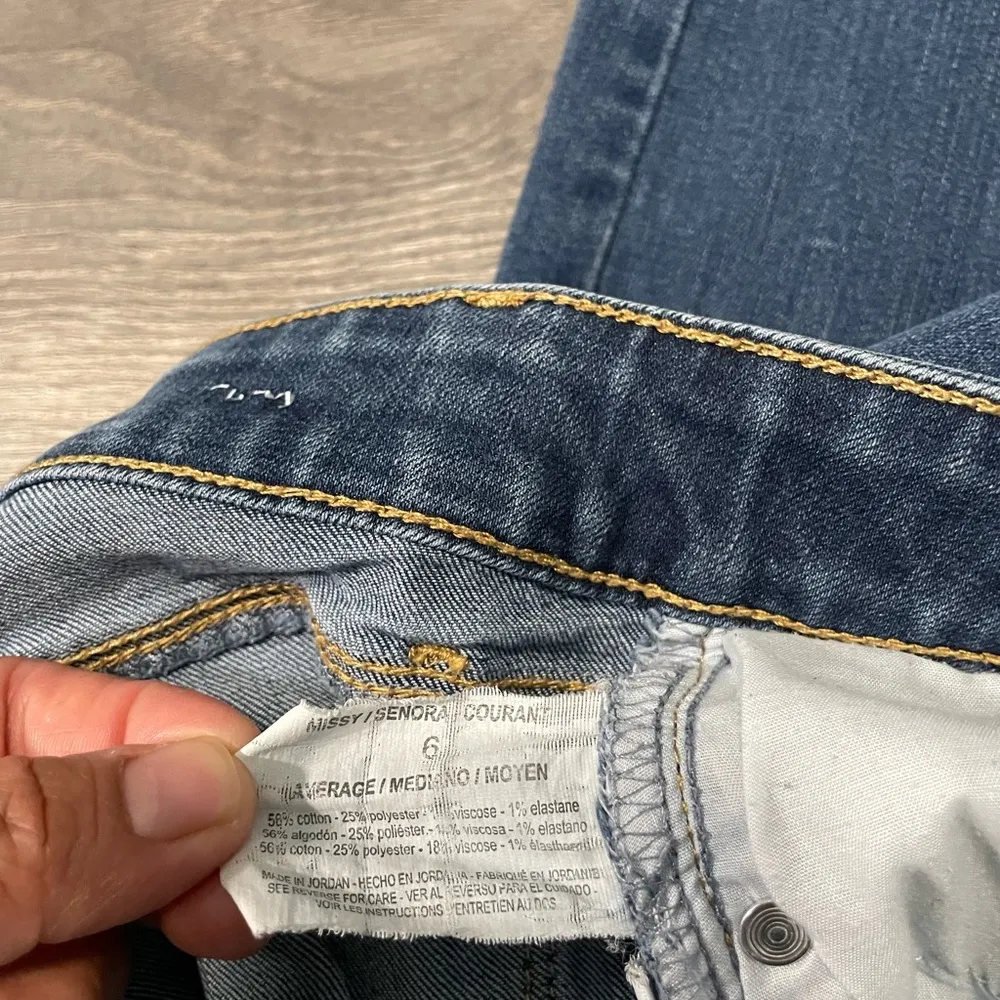 Gloria Vanderbilt Denim Women's Straight Jeans - Image 3