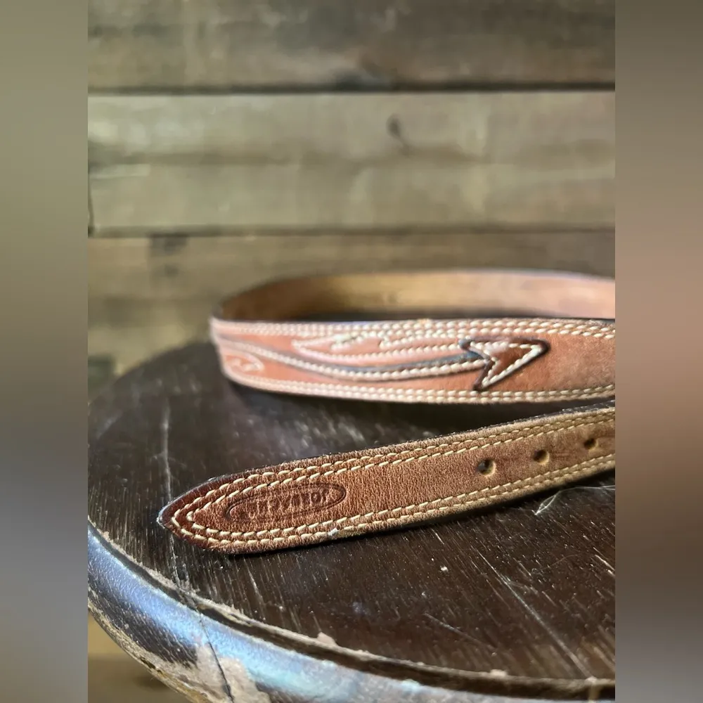 Vintage Jordache Genuine Leather Belt USA Made Arrow Stitch Brass Buckle 30 - Image 4