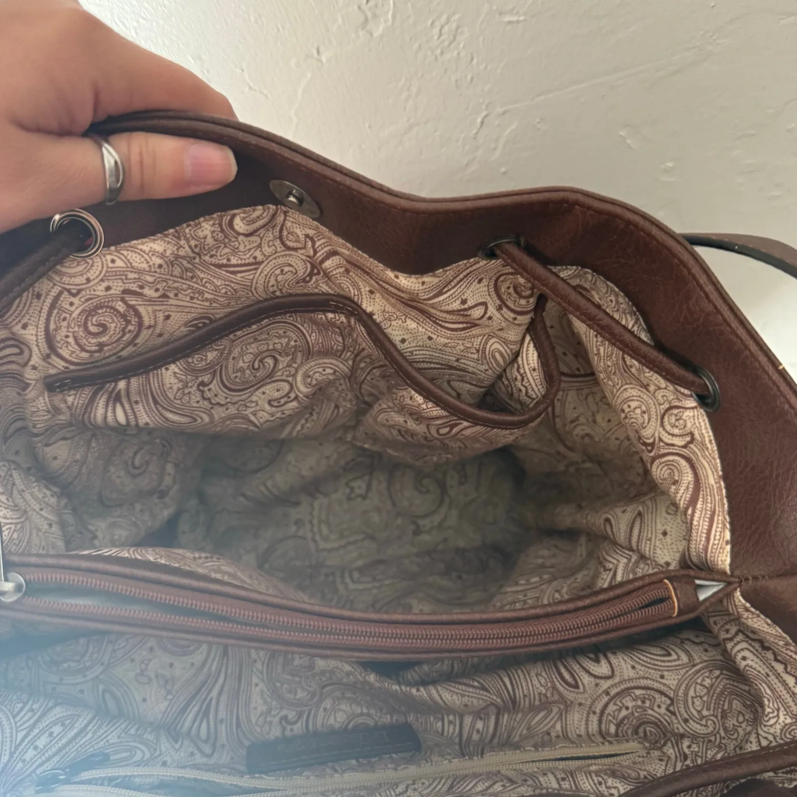 Nocona NWOT Western Aztec Concealed Carry Drawstring Bucket Bag Shoulder Bag Brown - Image 7