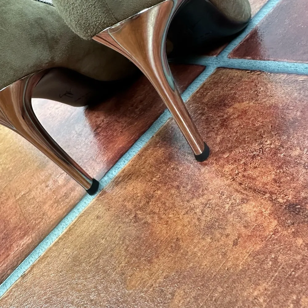 Giuseppe Zanotti Leather Imaginative Zipper Heels Size 7 - Image 5