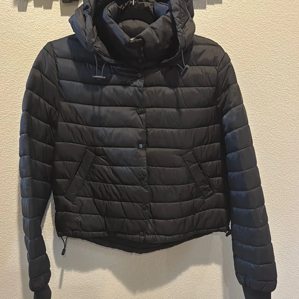 Black Puffer Jacket - Image 5