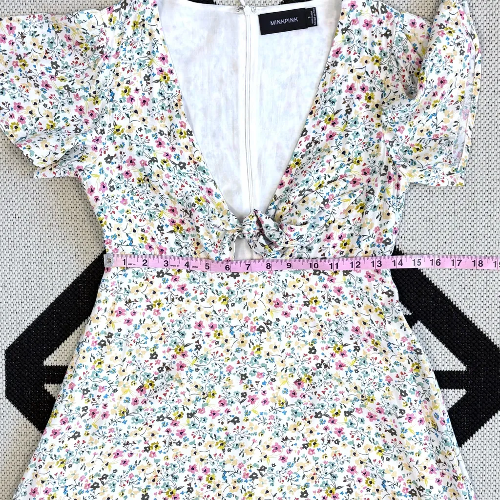 MINKPINK Rainbow Dreams Mini Dress In White Floral Print Small - Image 7