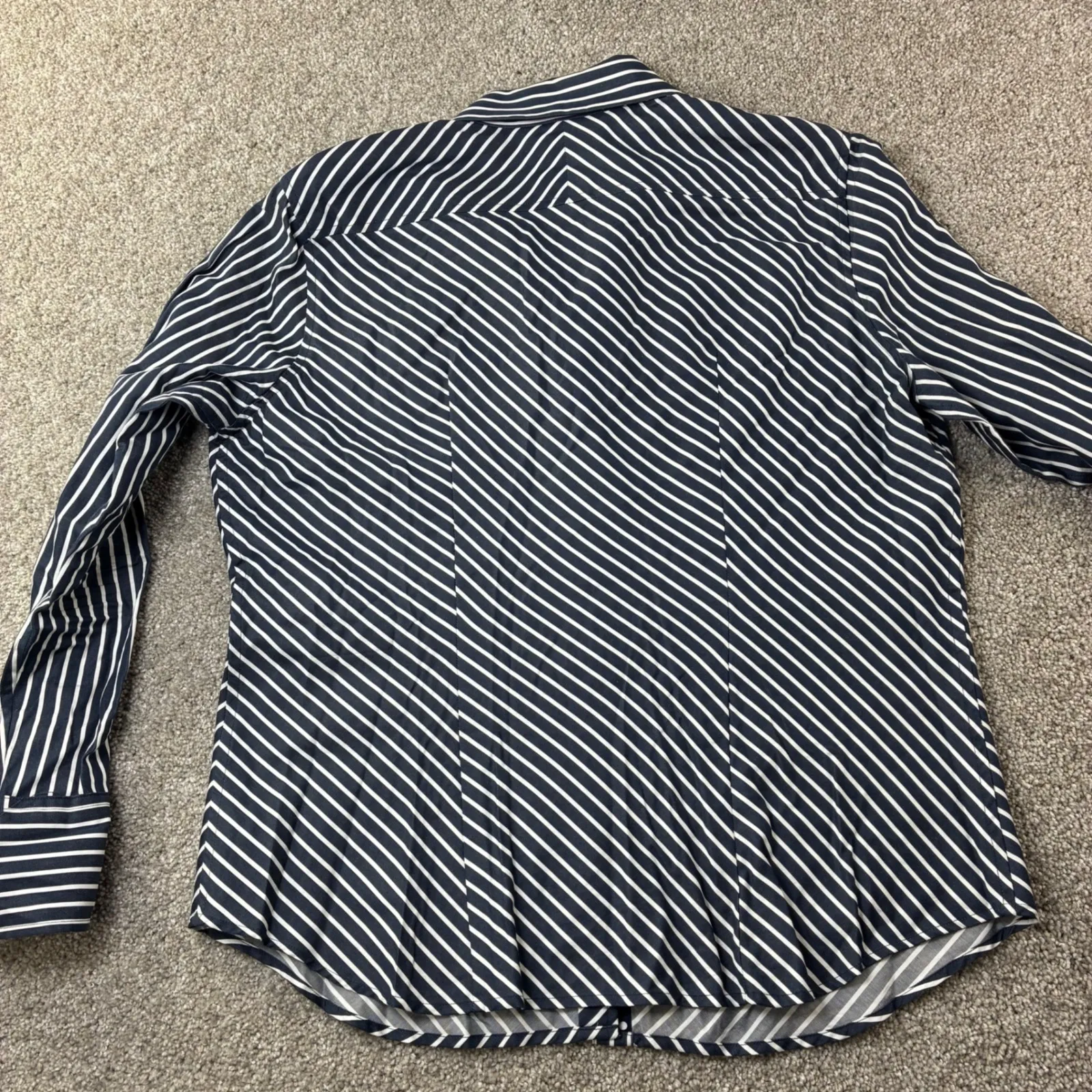 Jones‎ New York Signature Womens L Striped Button Up Shirt Contrast Cuff Stretch Blue Size L - Image 8