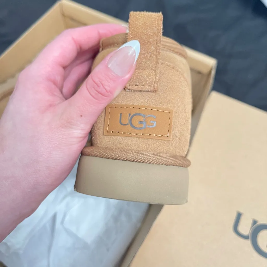 UGG Classic Ultra Mini - Image 7