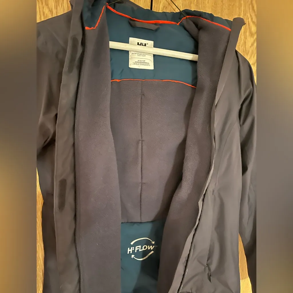 Helly Hansen Loke Isa Women's Navy/Graphite Jacket - Image 2