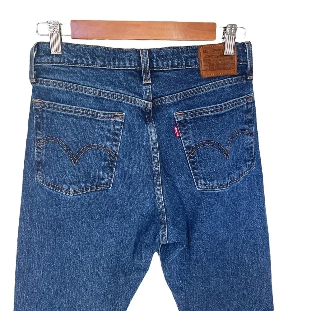 Levi’s - Wedgie High Rise Straight Leg Button Fly Raw Hem Jean Sz 28 - Image 6