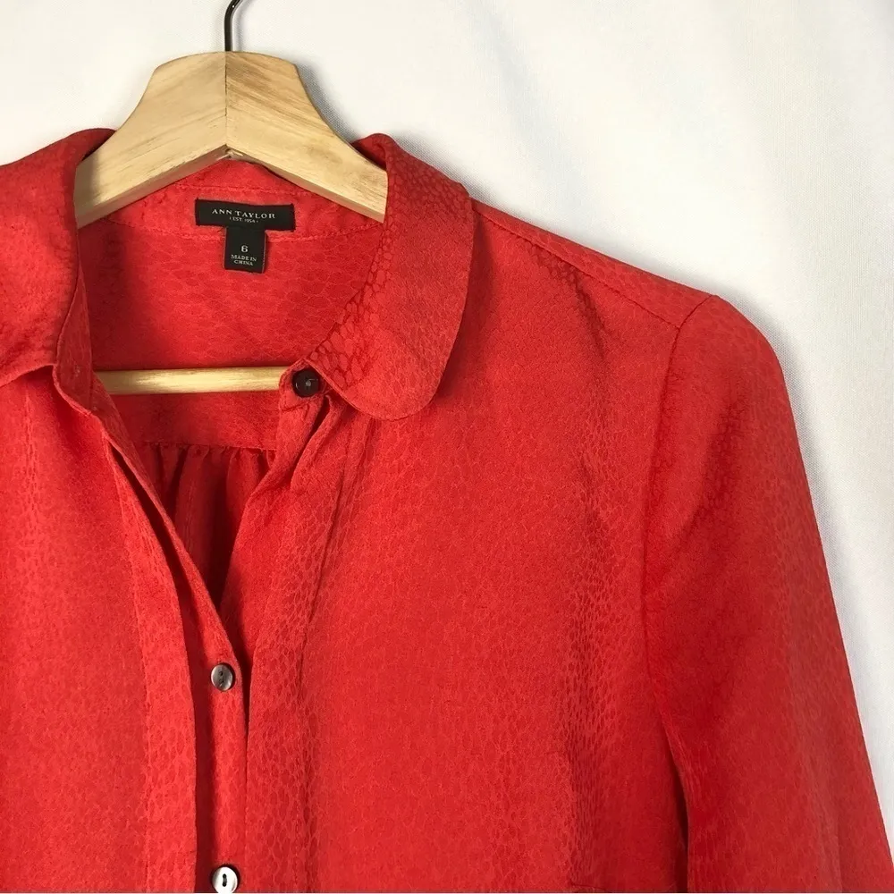 Ann Taylor Dark Orange Textured Jacquard Long Sleeve Button Down 6 - Image 3