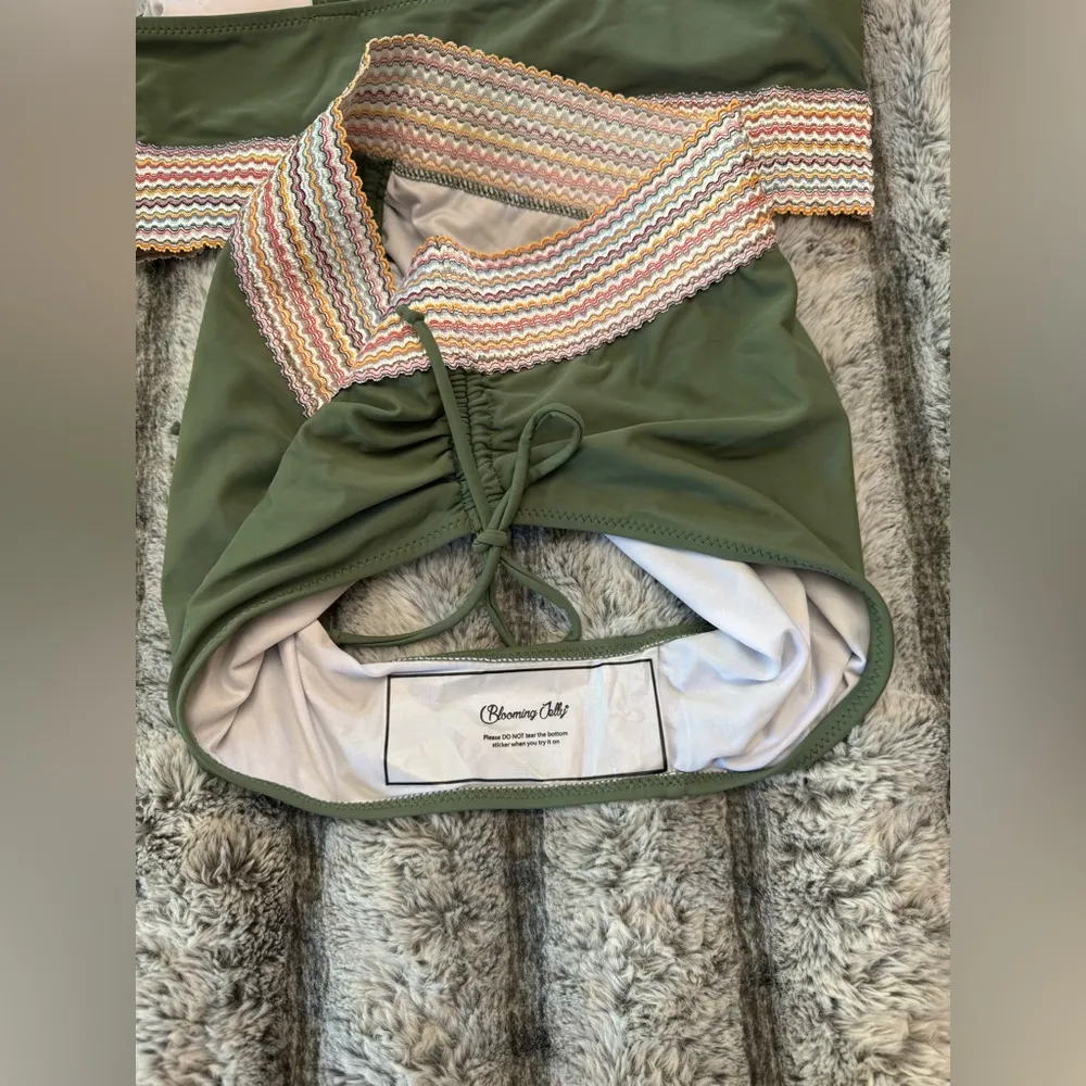 Blooming Jelly
High Waisted Bikini Sets Tummy Control Swimsuits Color Block - Image 7