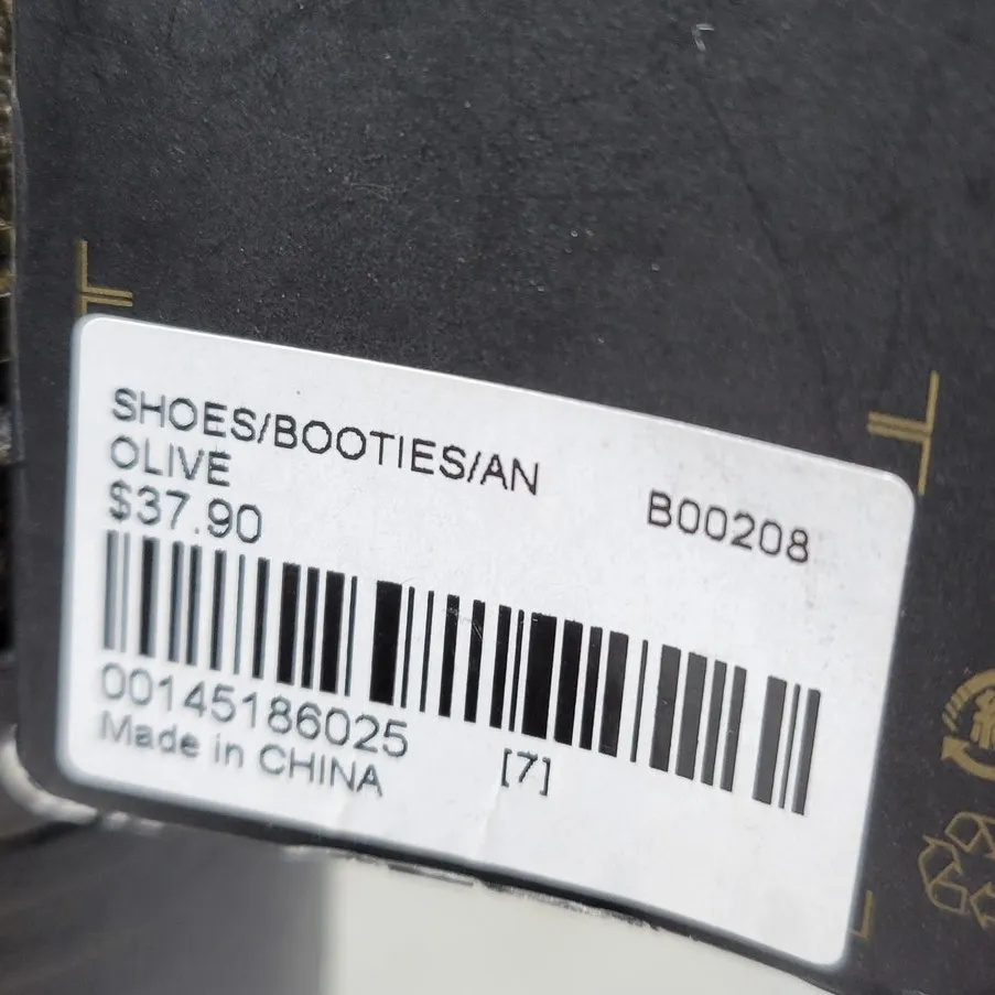 Forever 21 Suede Boots Womens 7 Green Leather Gold‎ Rivets Block Heel Zipper New - Image 3