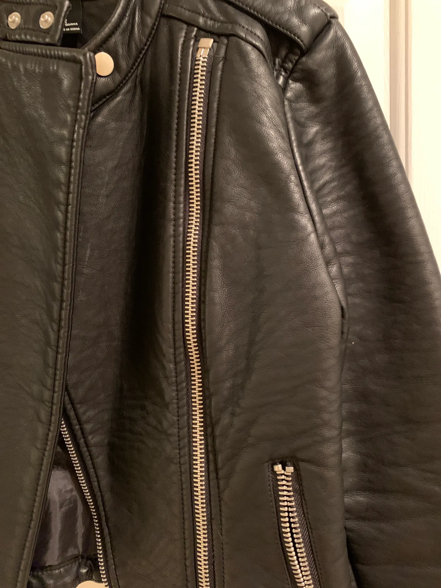 Black Leather Jacket - Image 4