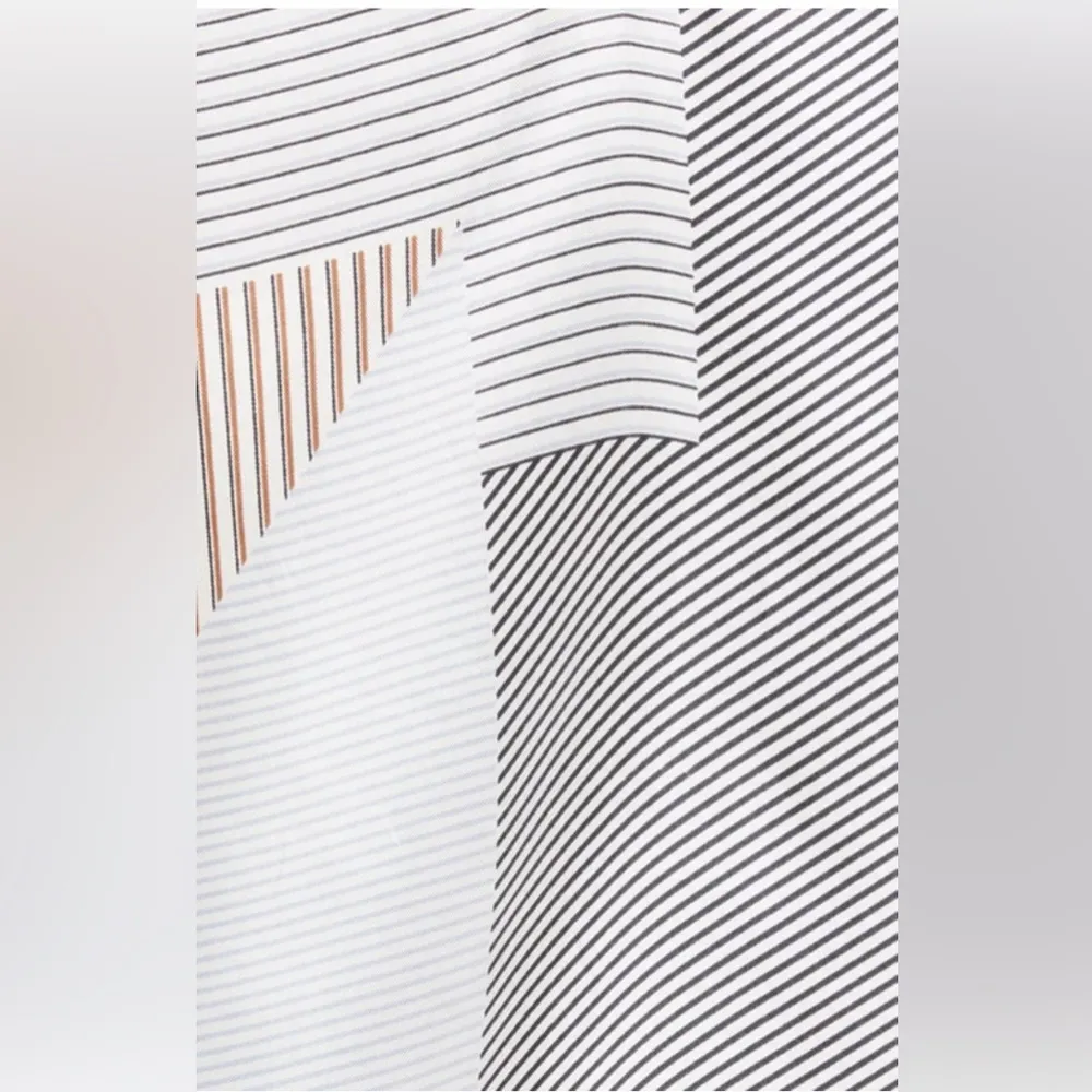 $195 FRAME Classic Printed Silk Camisole Powder Multi (Size S) - Image 6