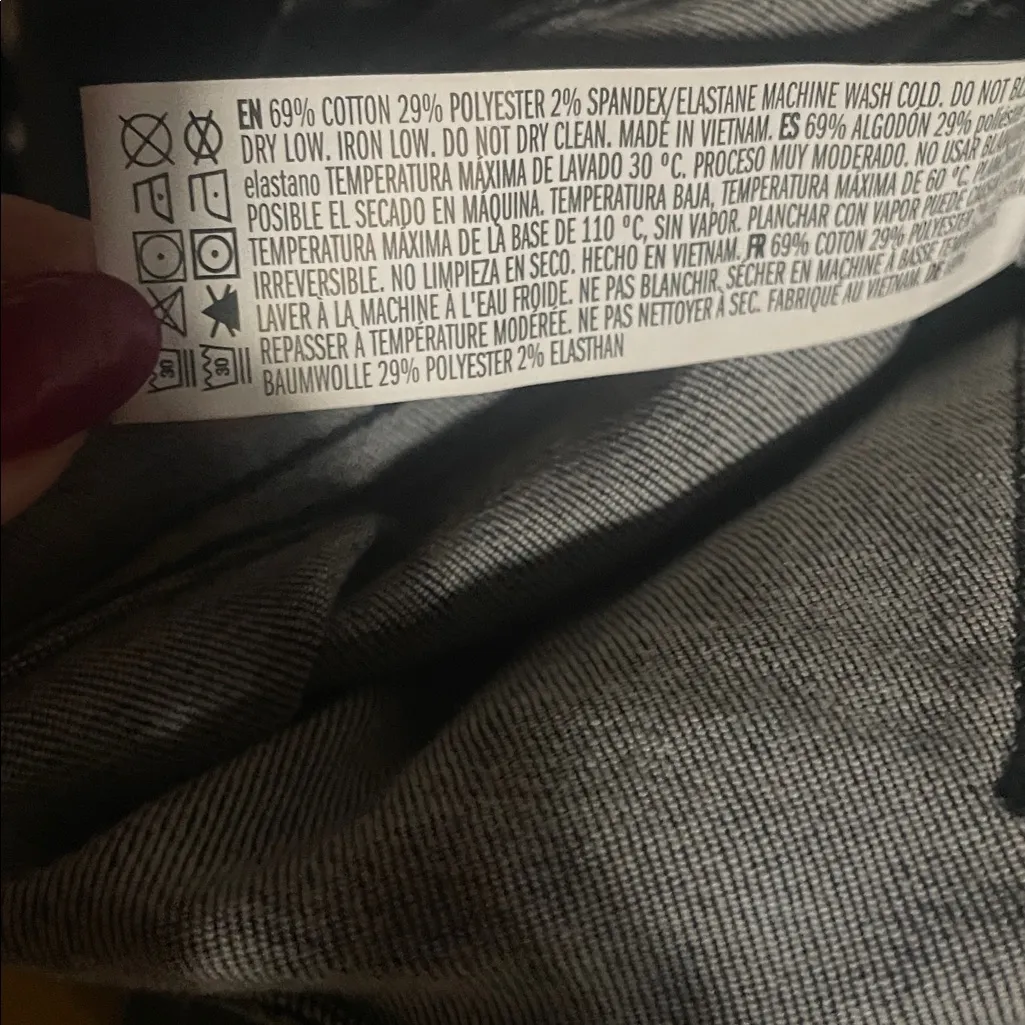 Forever 21+‎ High Rise Gray Distressed Jeans - Size 14 - Image 9