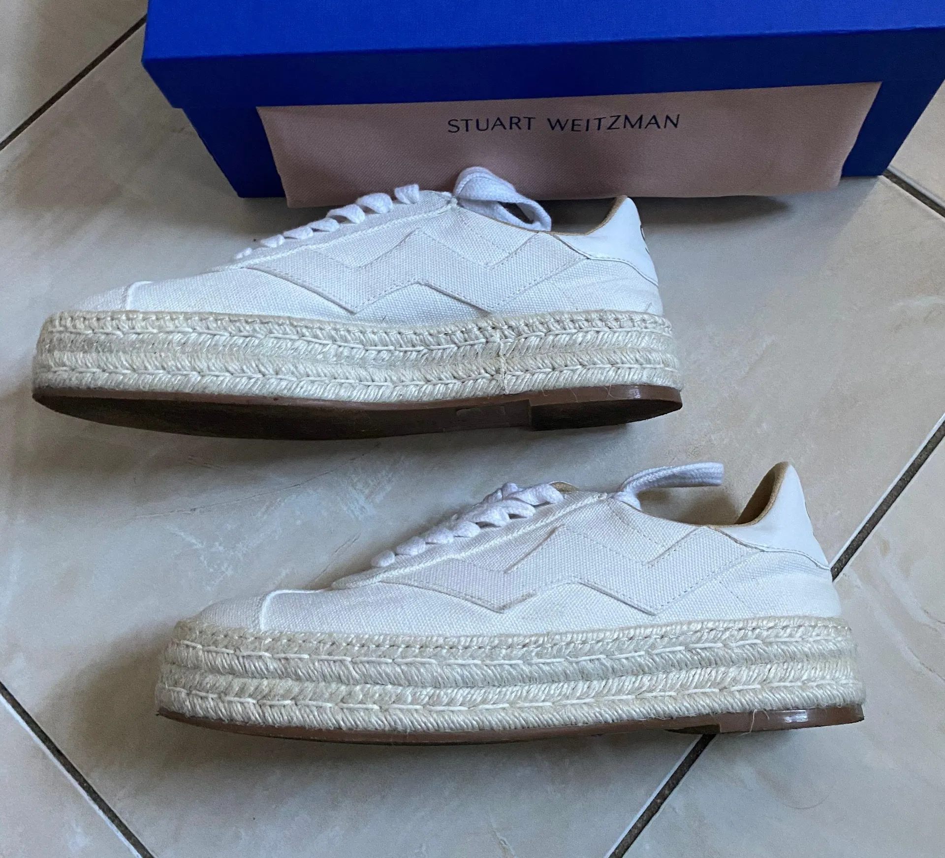 Stuart Weitzman Women’s  Sneakers White Size 7.5 - Image 4