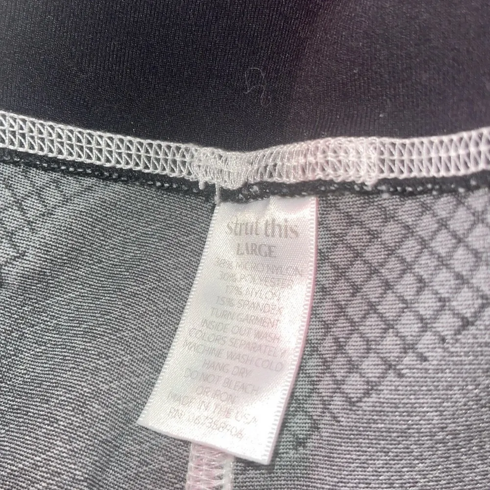 Strut This / Ankle Legging in Geometric Black And White  Large Size $80 - Image 6