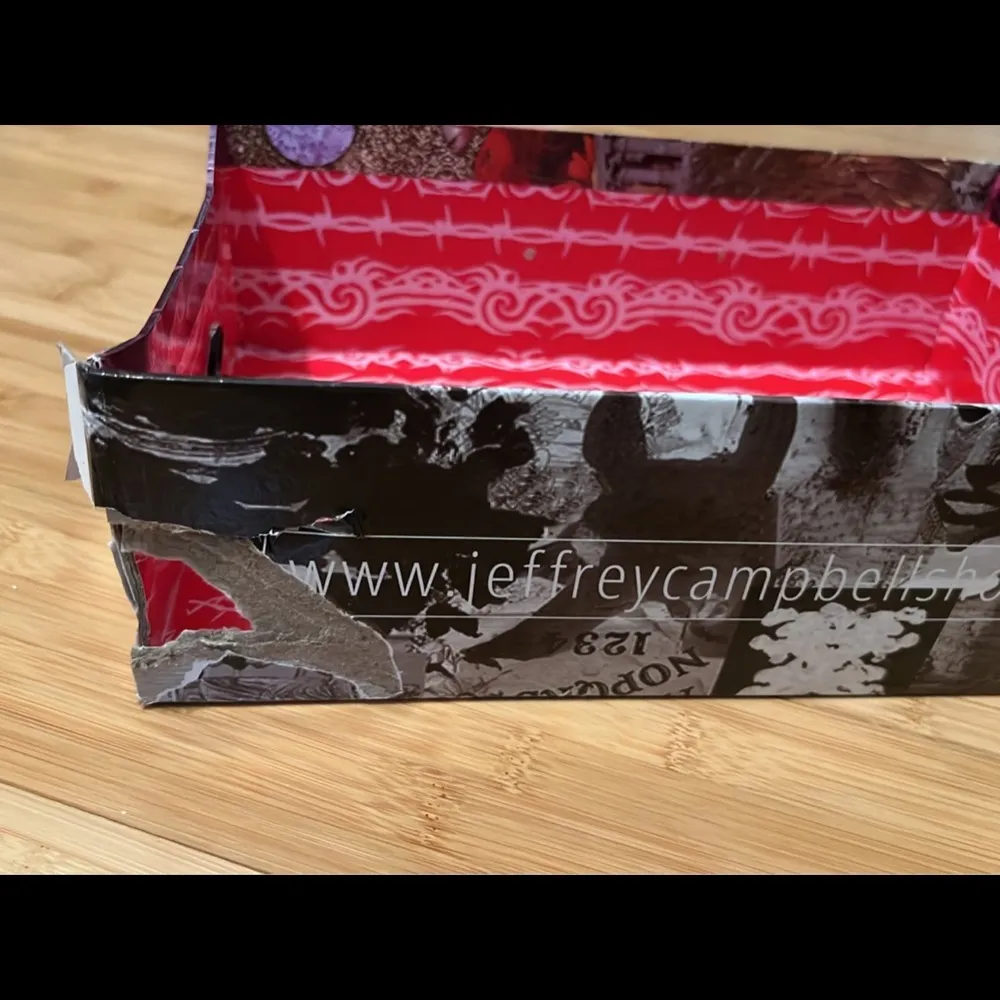 - Jeffrey Campbell XO Urban Outfitters : lace up shoes/sandals - Image 12