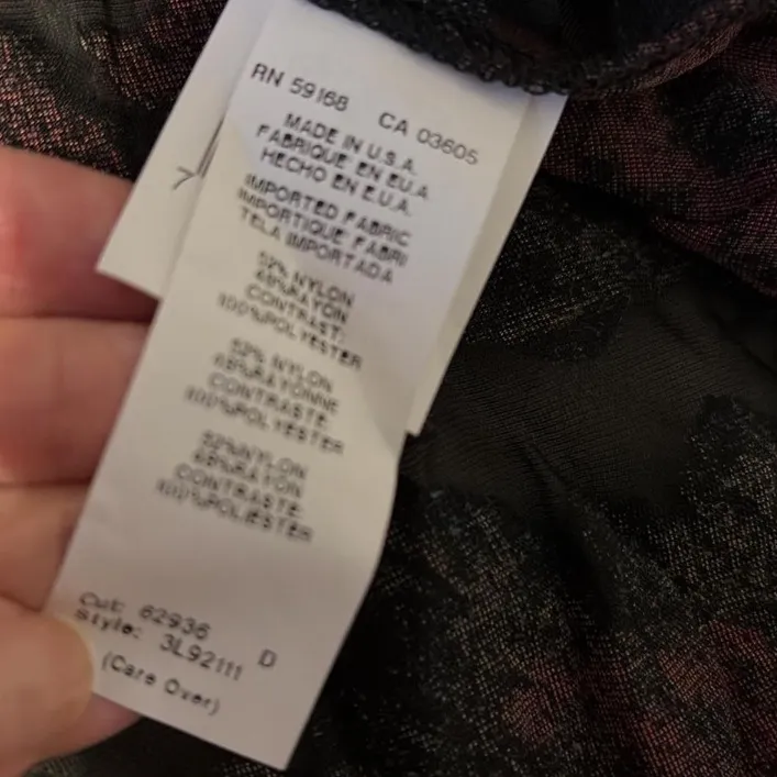 Karen Kane velvet burnout woman’s bell sleeve floral Whimsy long sleeve top sz M - Image 10