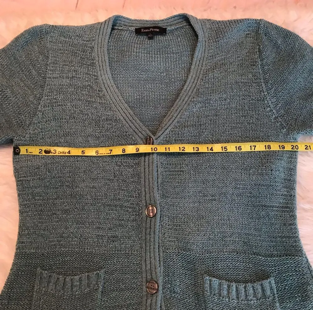 Evan Picone short sleeve cardigan sweater with pockets size large - Image 4