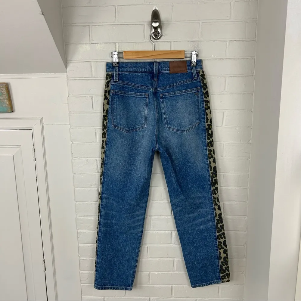 Madewell Classic Straight Jeans w/ Leopard Leg Stripe Size 26 - Image 11