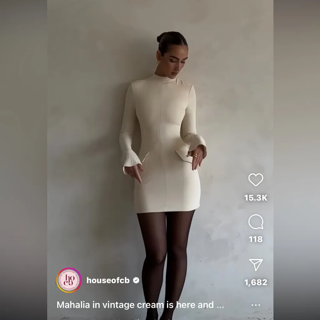 House of CB S Tall  'Mahalia' Vintage Cream Mini NWOT‎ - Image 3