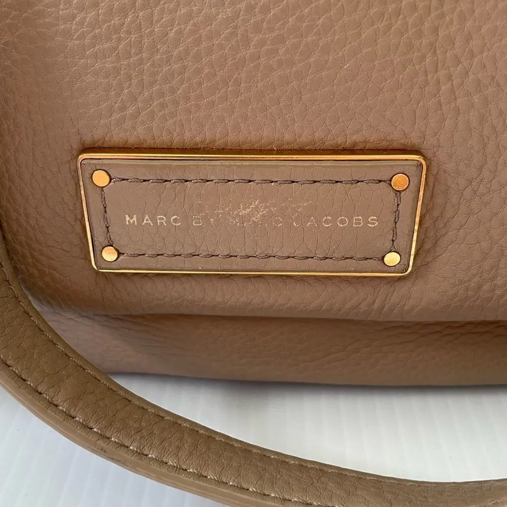 Marc by Marc Jacobs Too Hot to Handle Leather Crossbody Bag Tan - Image 5