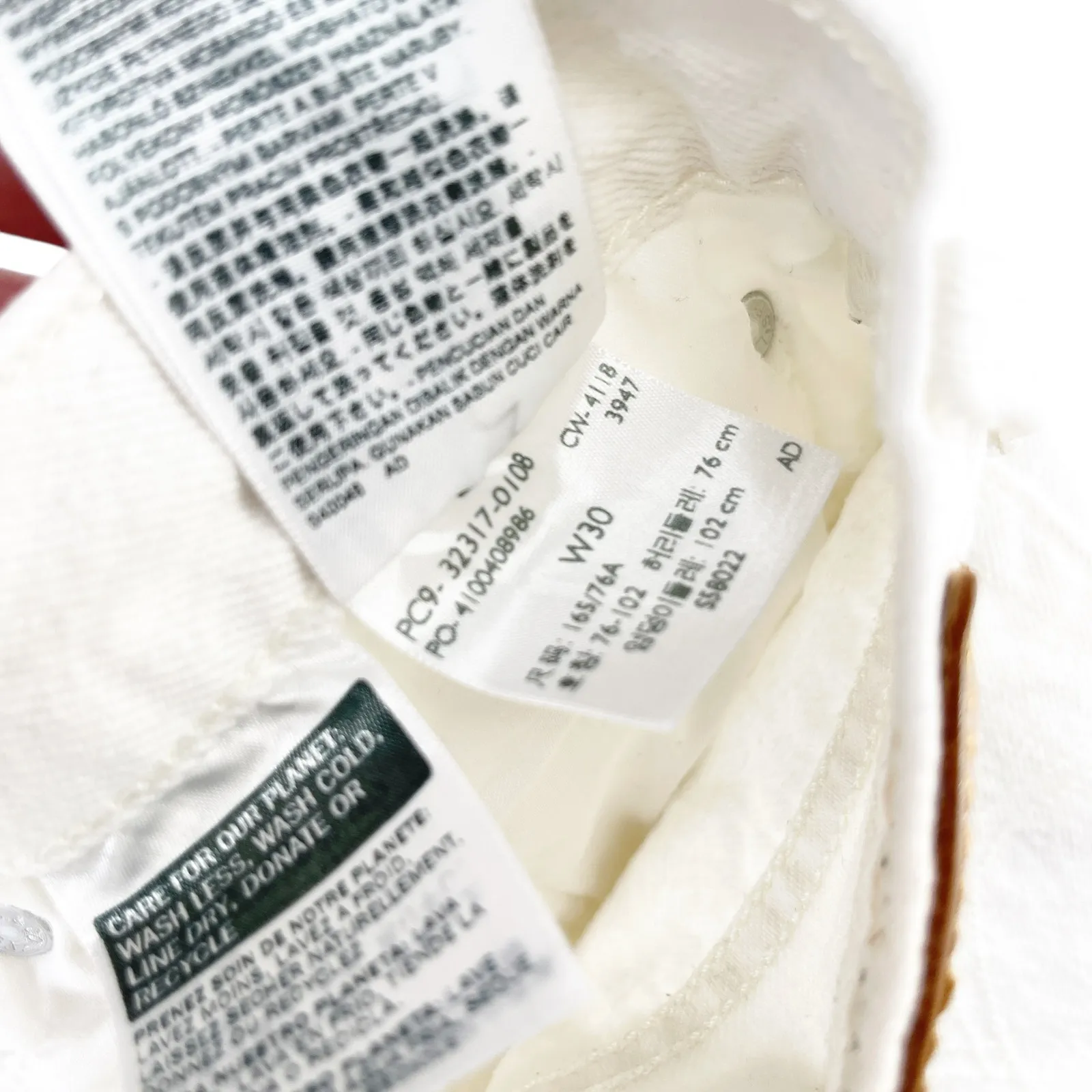 Levi's Premium 501 Original Fit High Rise Shorts Cut Offs White Size 30 - Image 7