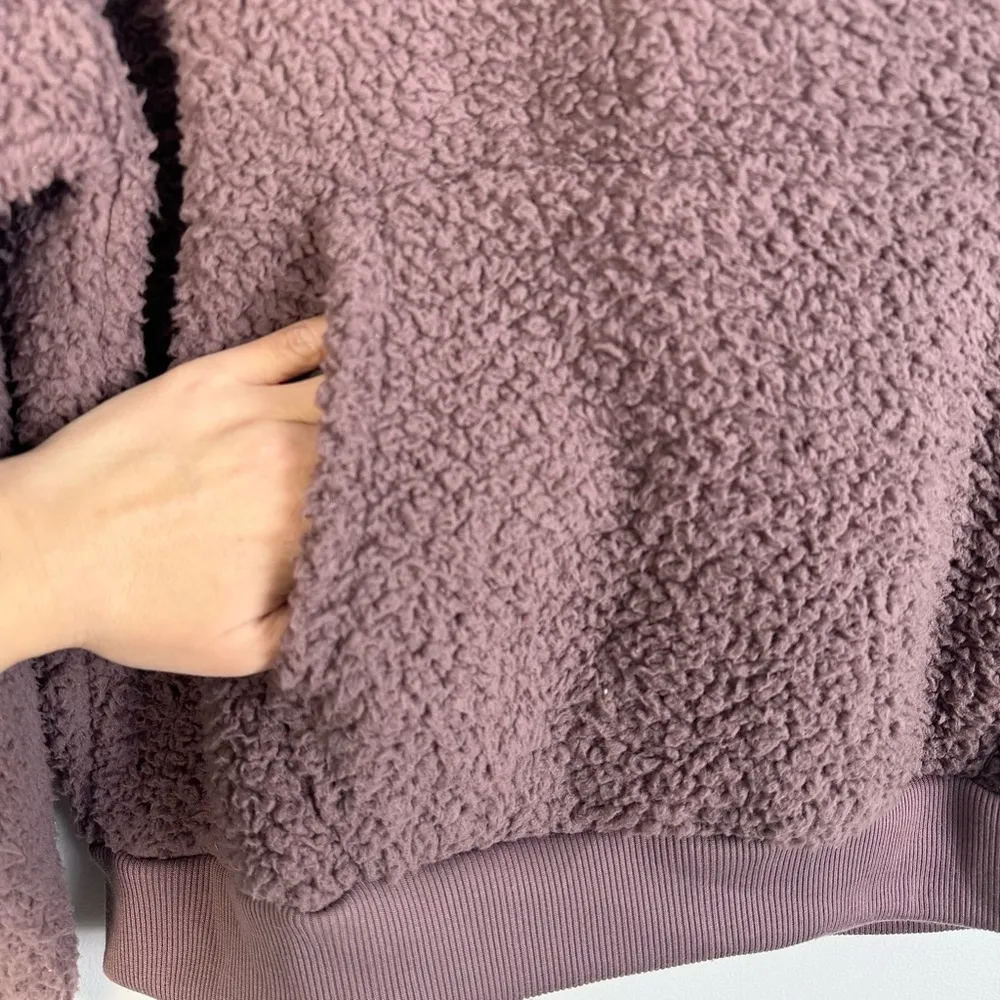 American Eagle AE Sherpa Teddy Hoodie Medium Plum Purple Cozy Lightweight Soft - Image 4