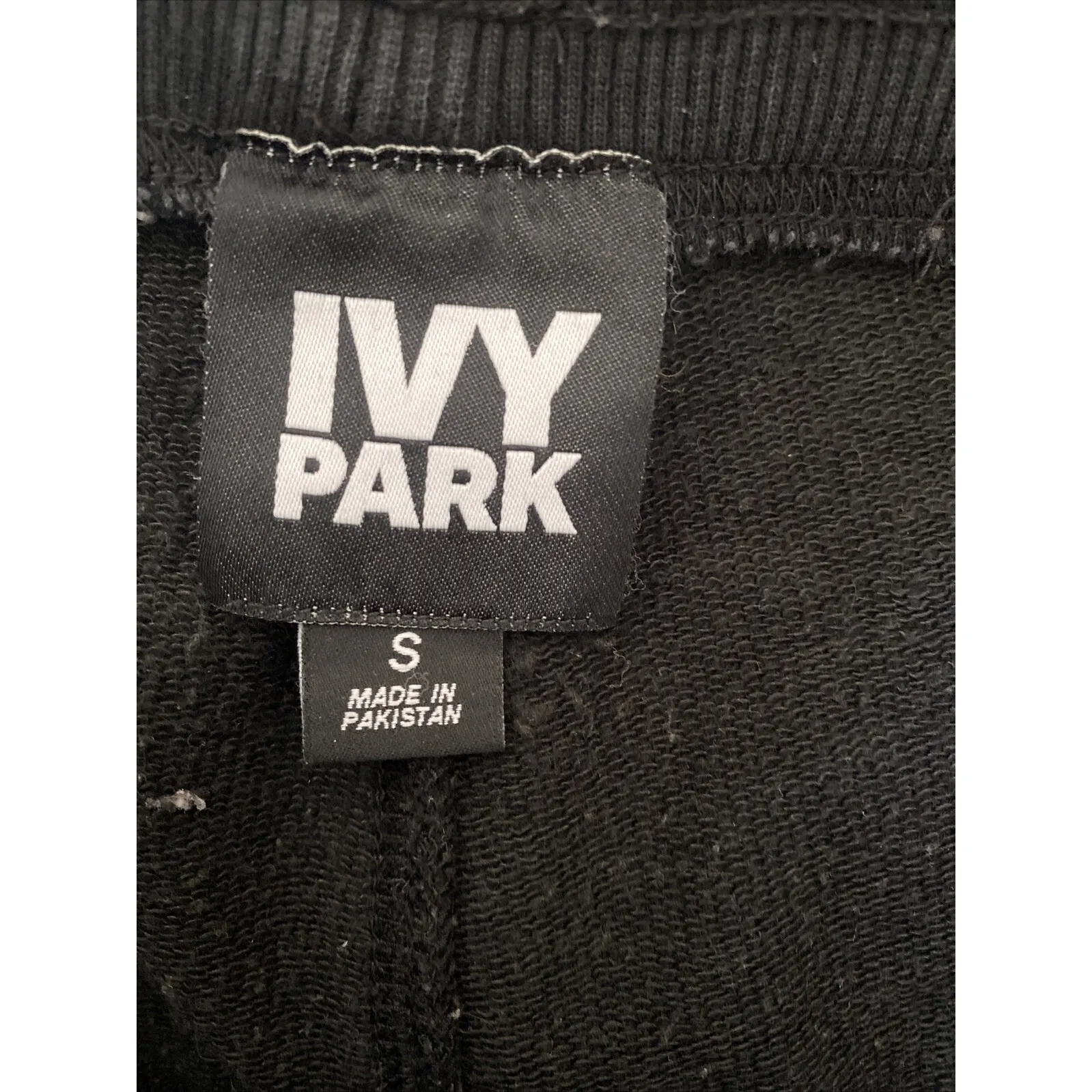 Ivy Park Women's Small Black Shorty Shorts Spell Out Shorts - Image 4