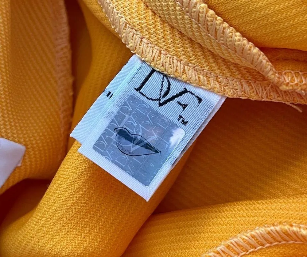 Diane von Furstenberg Camisha Mini Skirt - Size 2 - Image 8