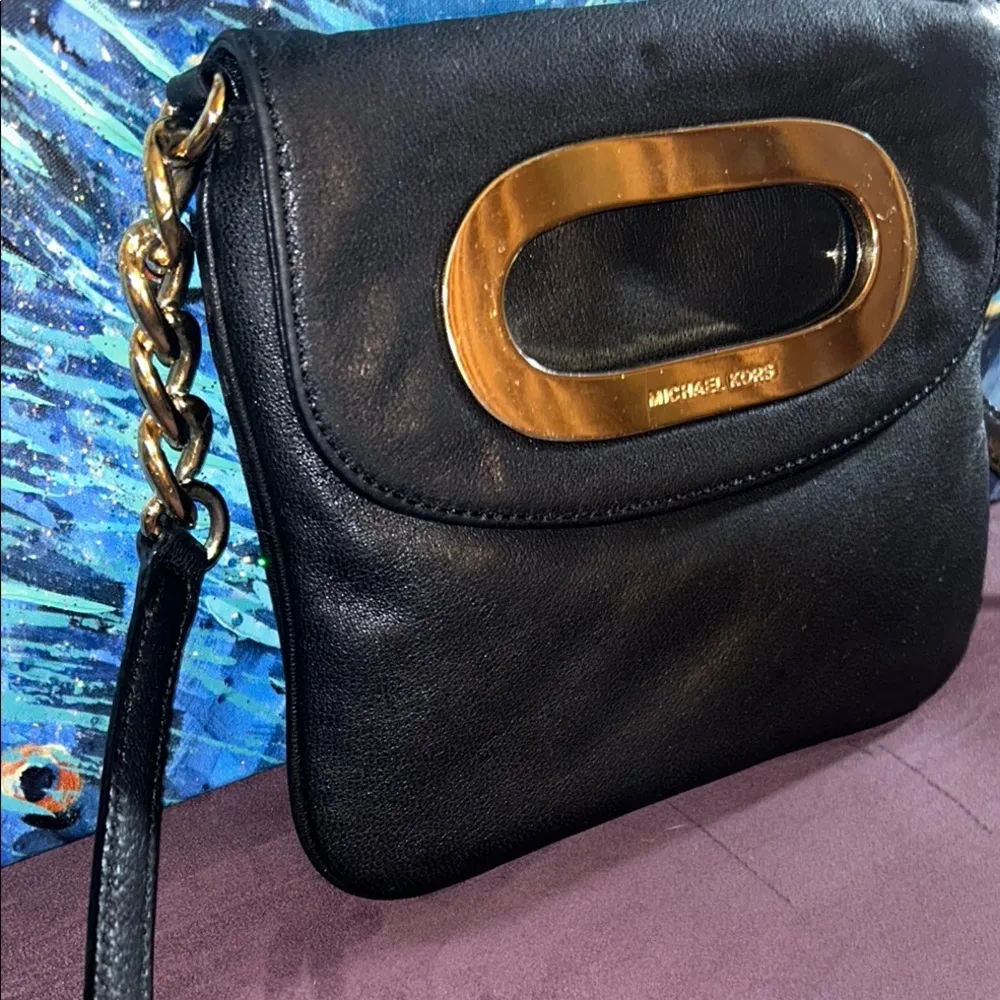 Michael Kors Black Leather and Gold Metal Crossbody Bag - Image 2