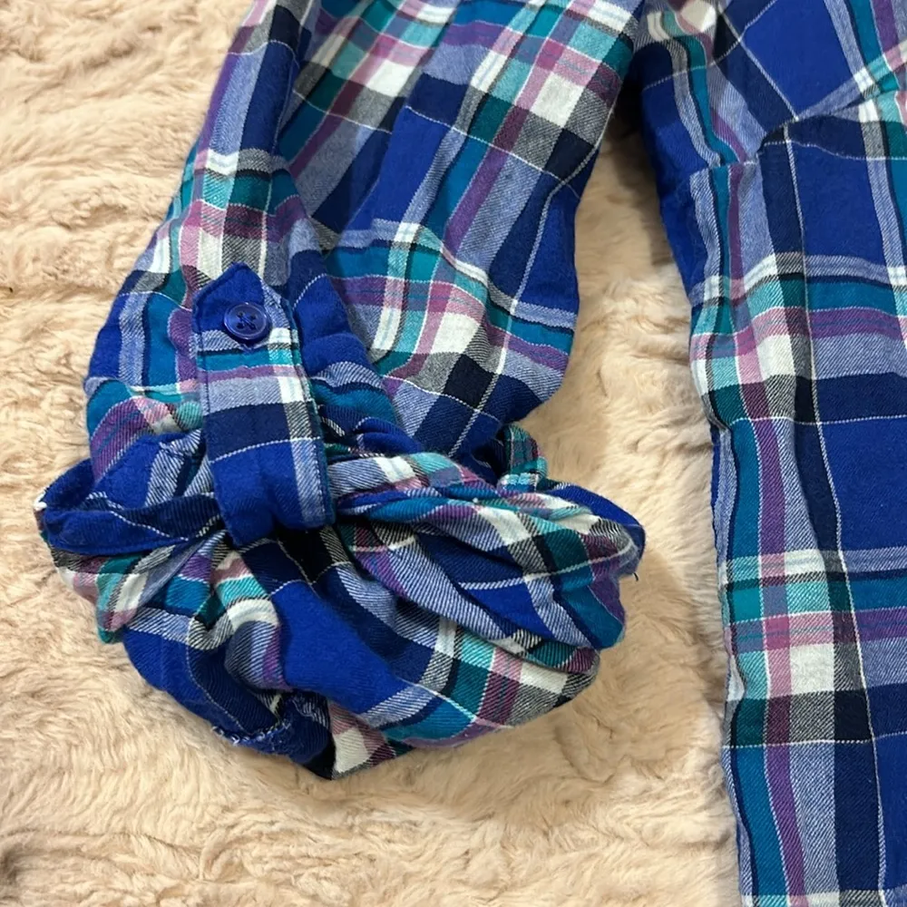 size L button down - Image 4