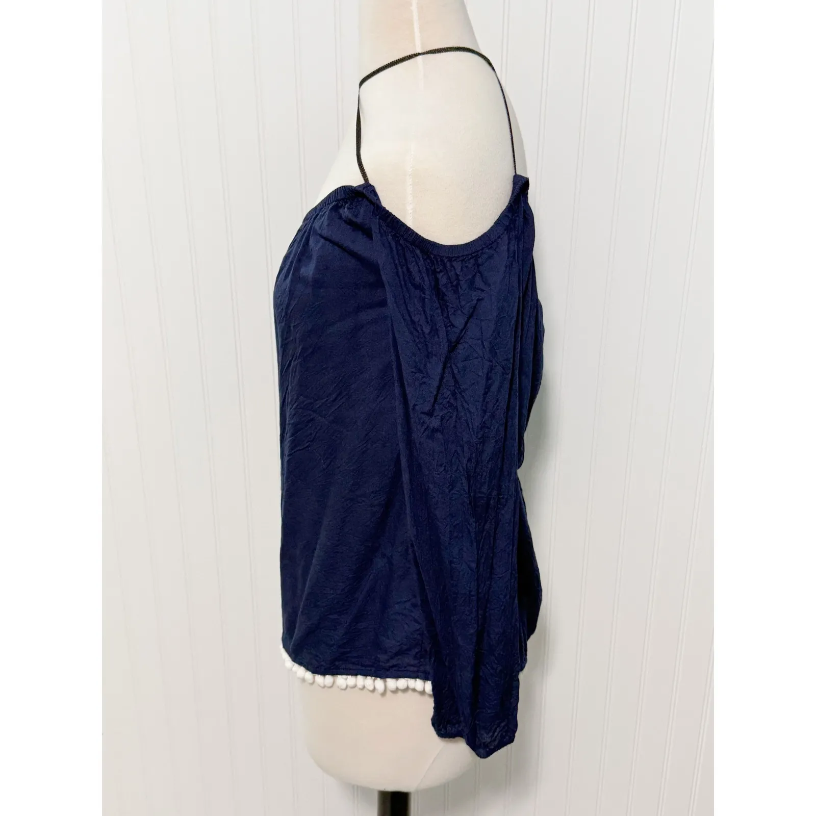 Lilly Pulitzer Navy Blue Rayon Long Sleeve Off Shoulder Pom Pom‎ Trim Top M - Image 5