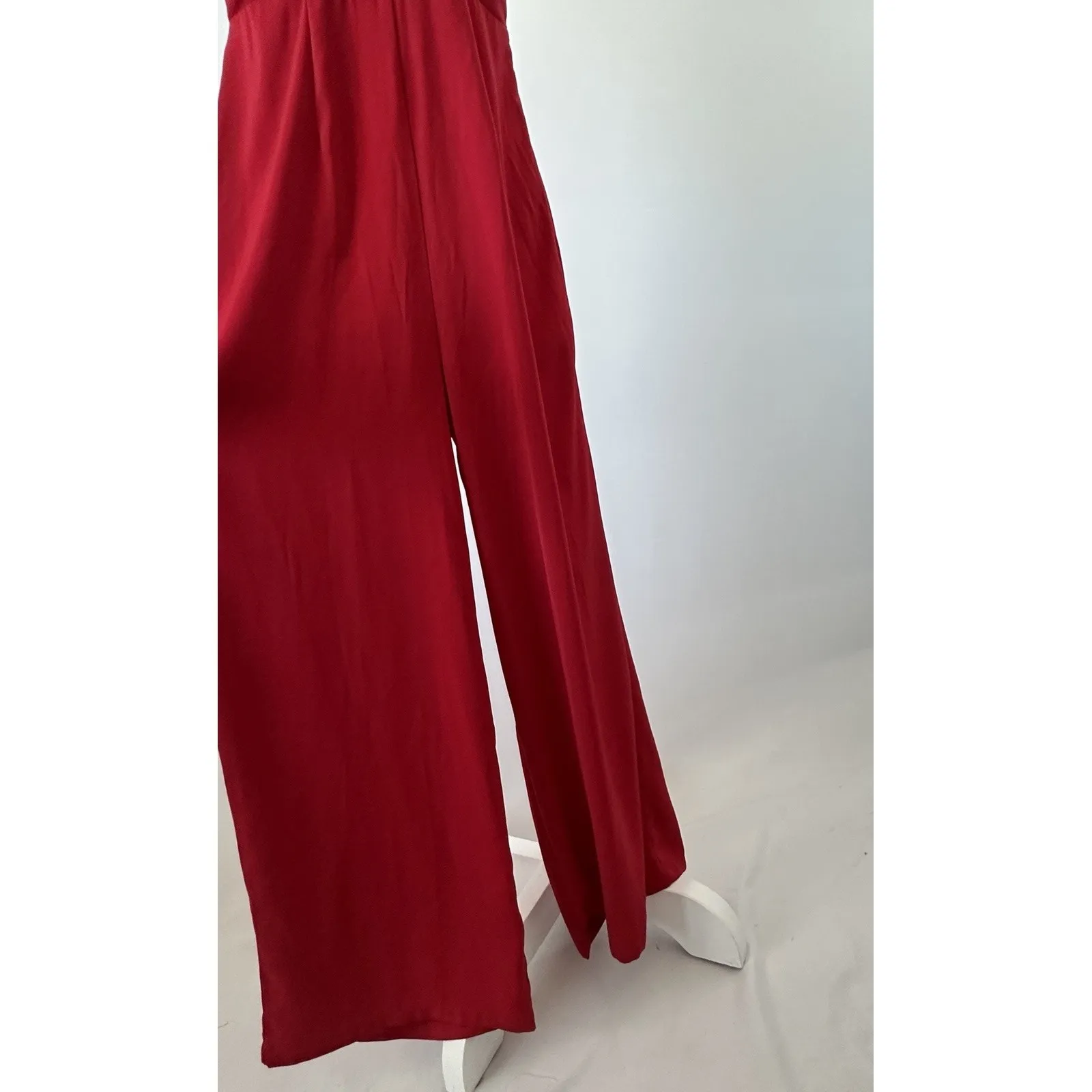 Urban Outfitters Women's Red Surplice Halter Jumpsuit, Sz: 4 (b9) - Image 4